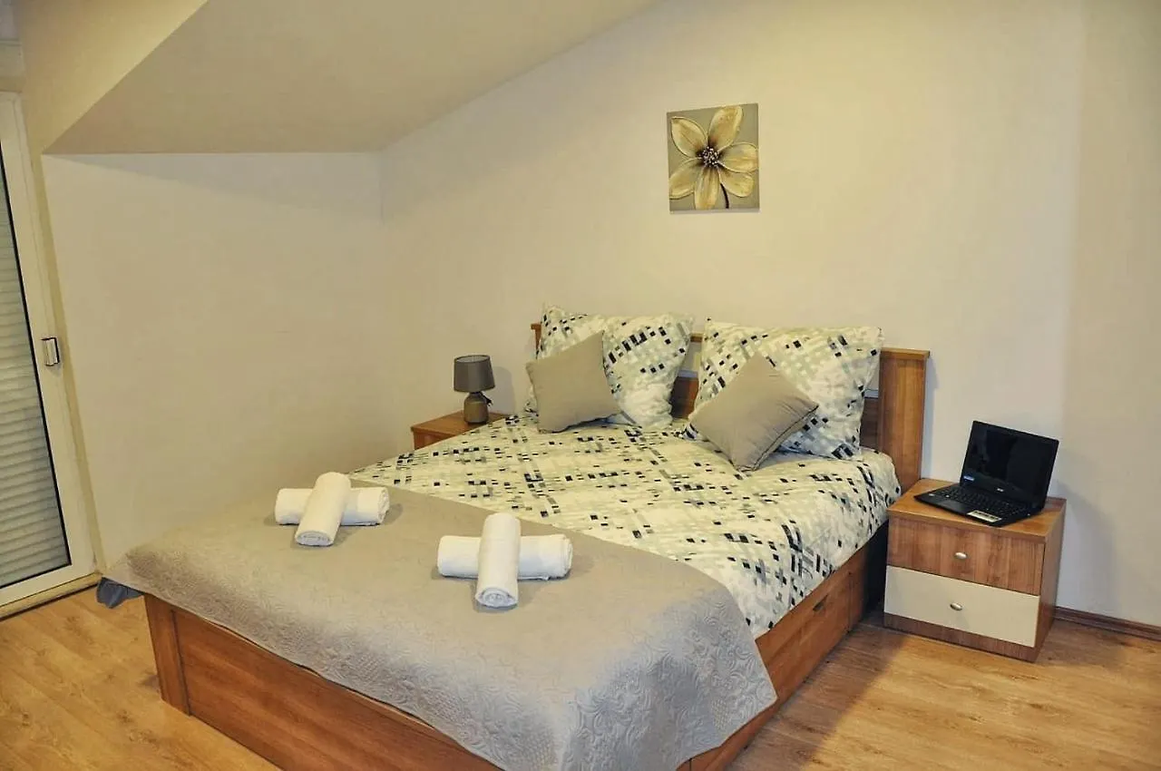 Apartman Doni Spalato 0*,  Croazia